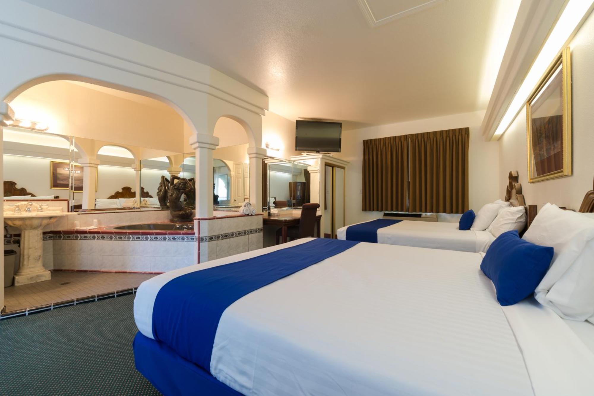 Double Room with Spa Bath